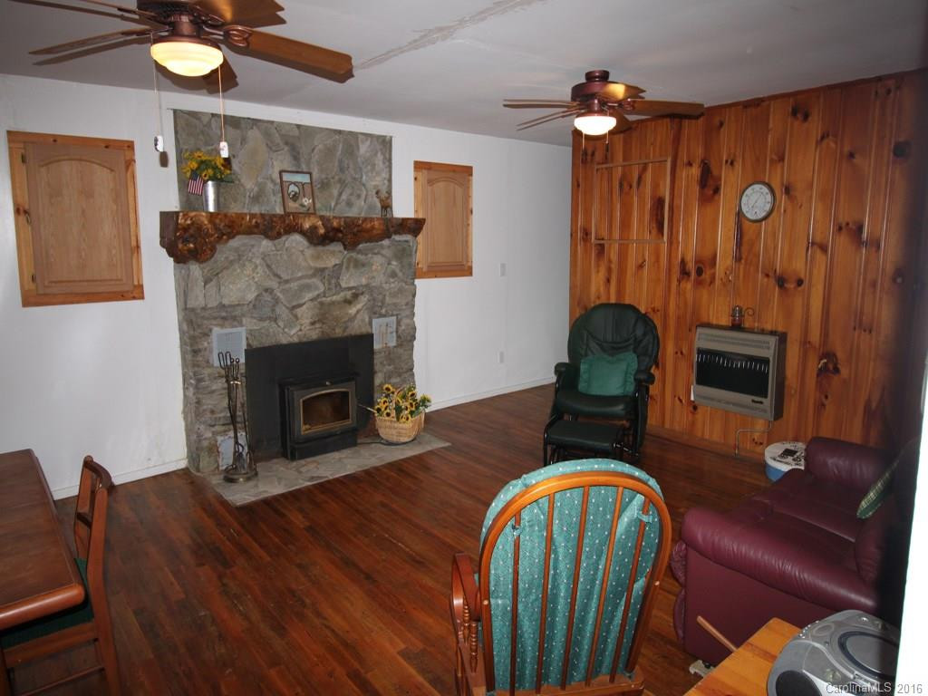1082 Winter Star Road - Photo 2