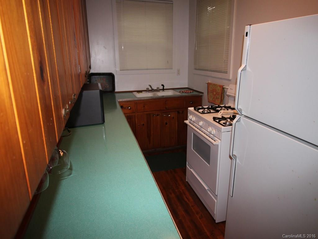 1082 Winter Star Road - Photo 4