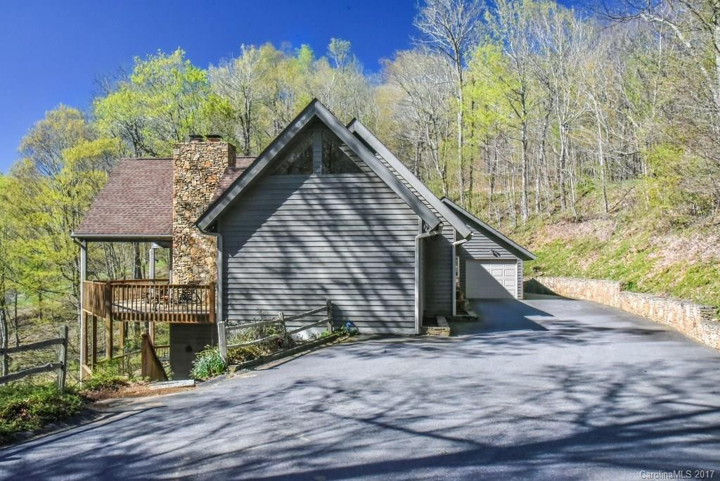 36 Goldenleaf Road