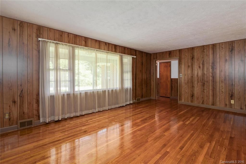 38 Crowell Road - Photo 4