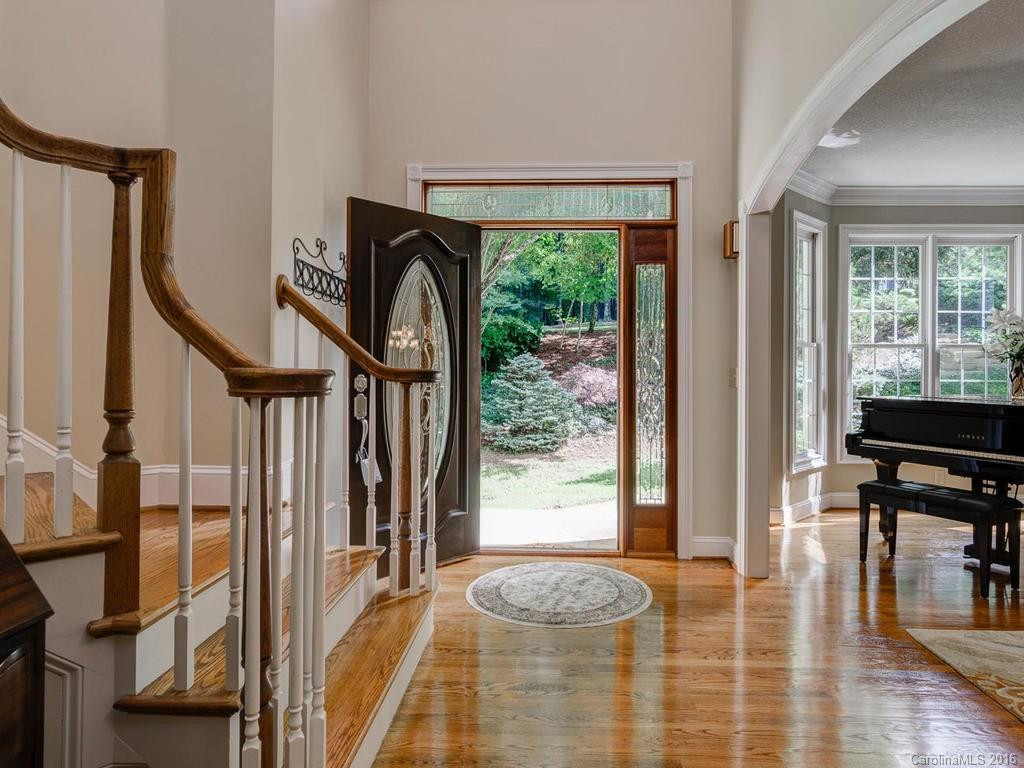 10 Dunnwoody Drive - Photo 2