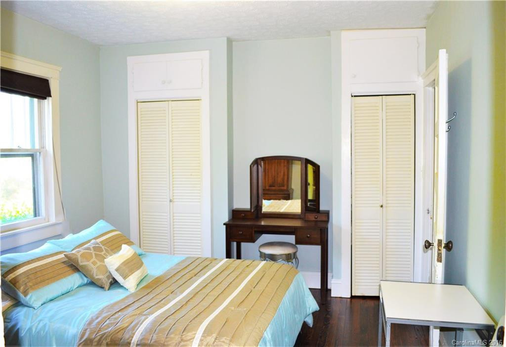 5 Temple Avenue #1 - Photo 16