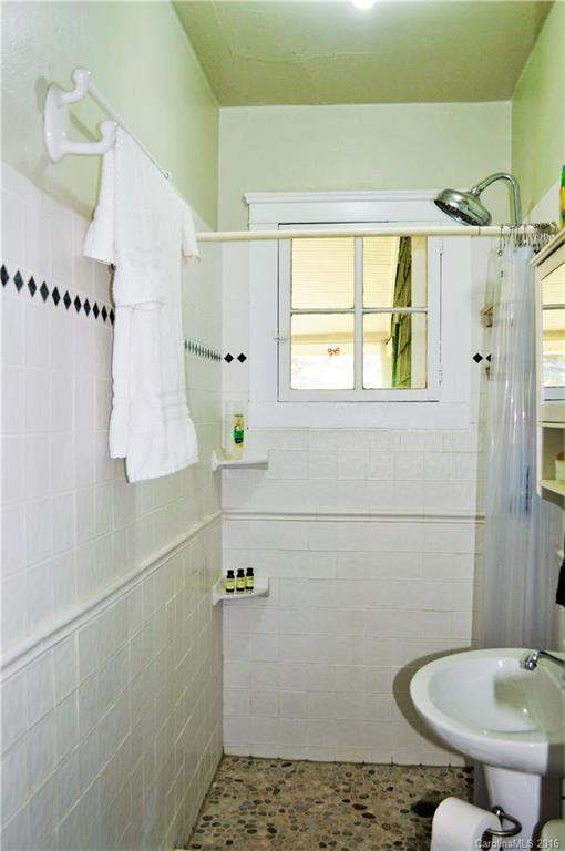 5 Temple Avenue #1 - Photo 18