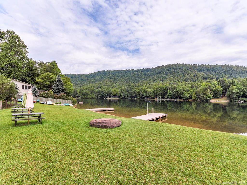 18 Shady Hollow Circle - Photo 11