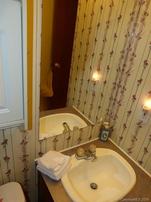202 Richard Road - Photo 14
