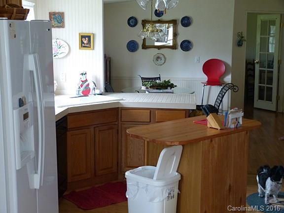 202 Richard Road - Photo 5