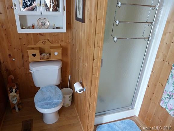 202 Richard Road - Photo 8