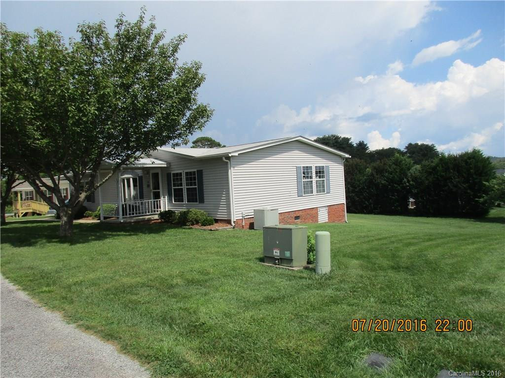10 Howard Lane - Photo 2