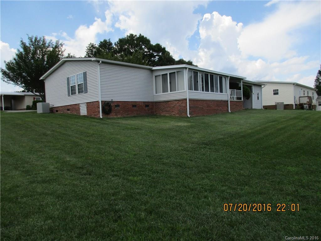 10 Howard Lane - Photo 3