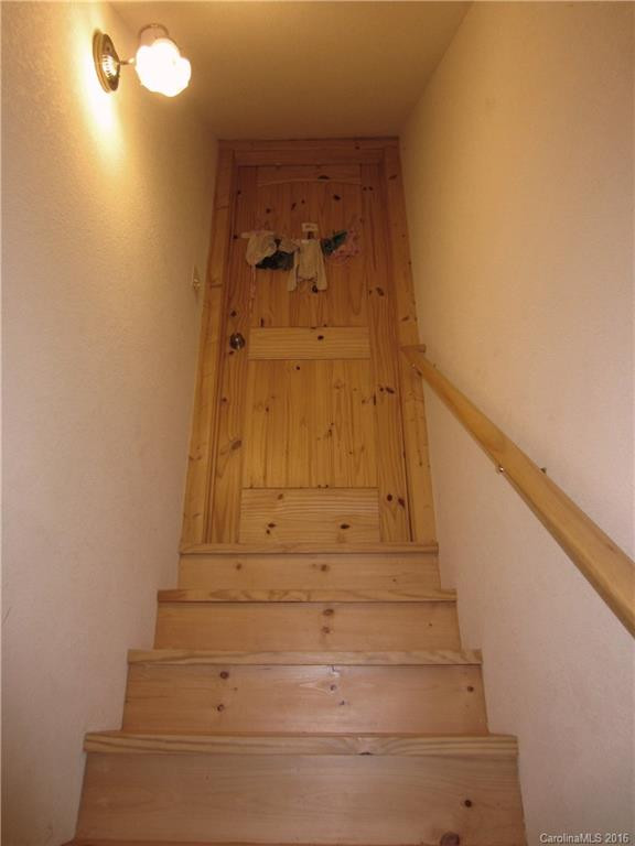 228 Breton Ridge Road - Photo 14