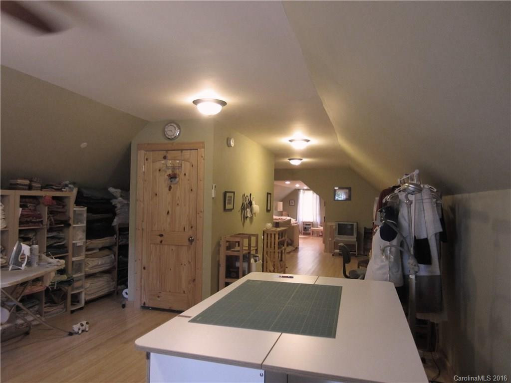 228 Breton Ridge Road - Photo 15