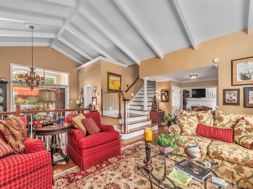 15 Pine Acre Boulevard - Photo 4