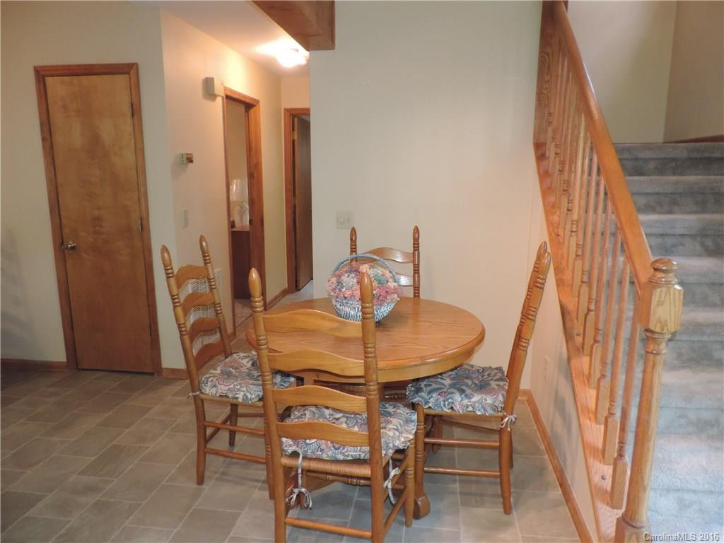 90 Garden Court - Photo 6