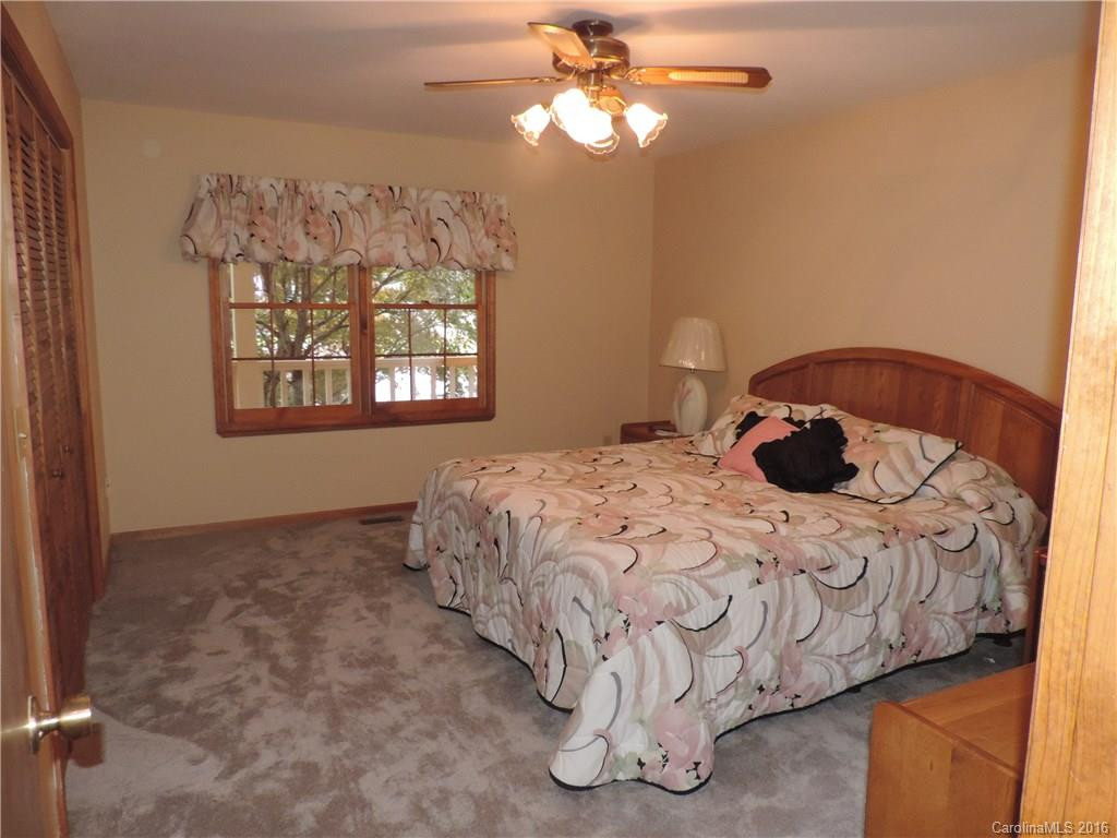 90 Garden Court - Photo 7