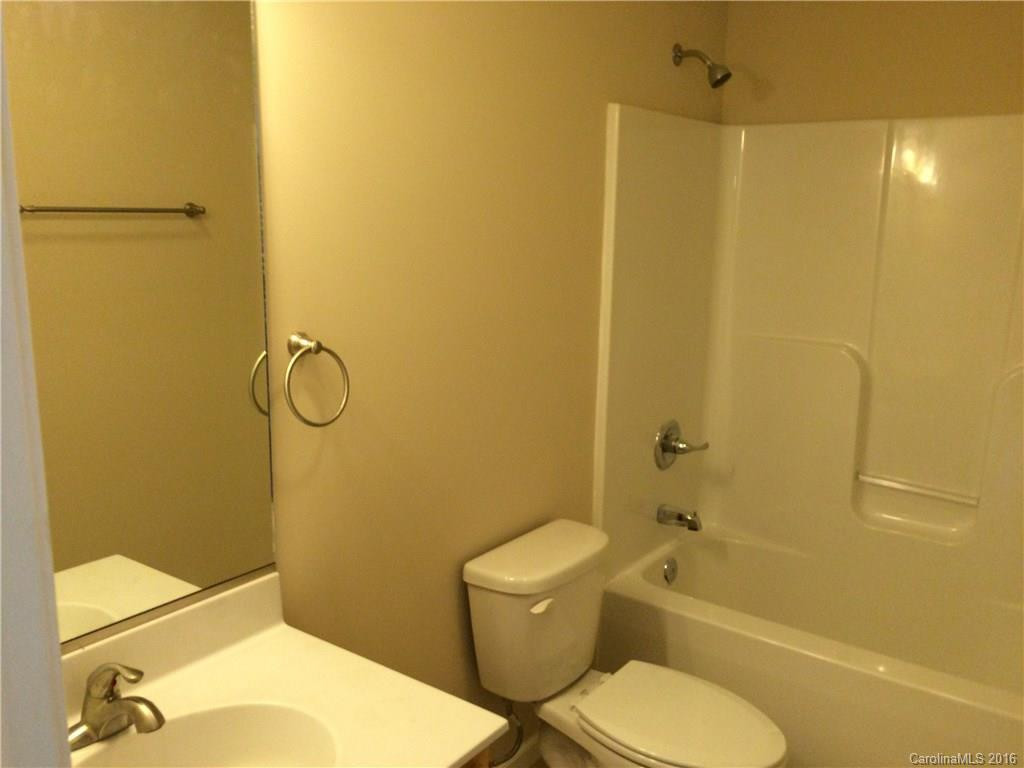 1 Maple Avenue - Photo 11