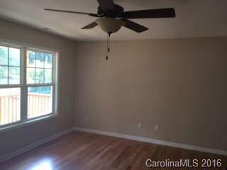1 Maple Avenue - Photo 8