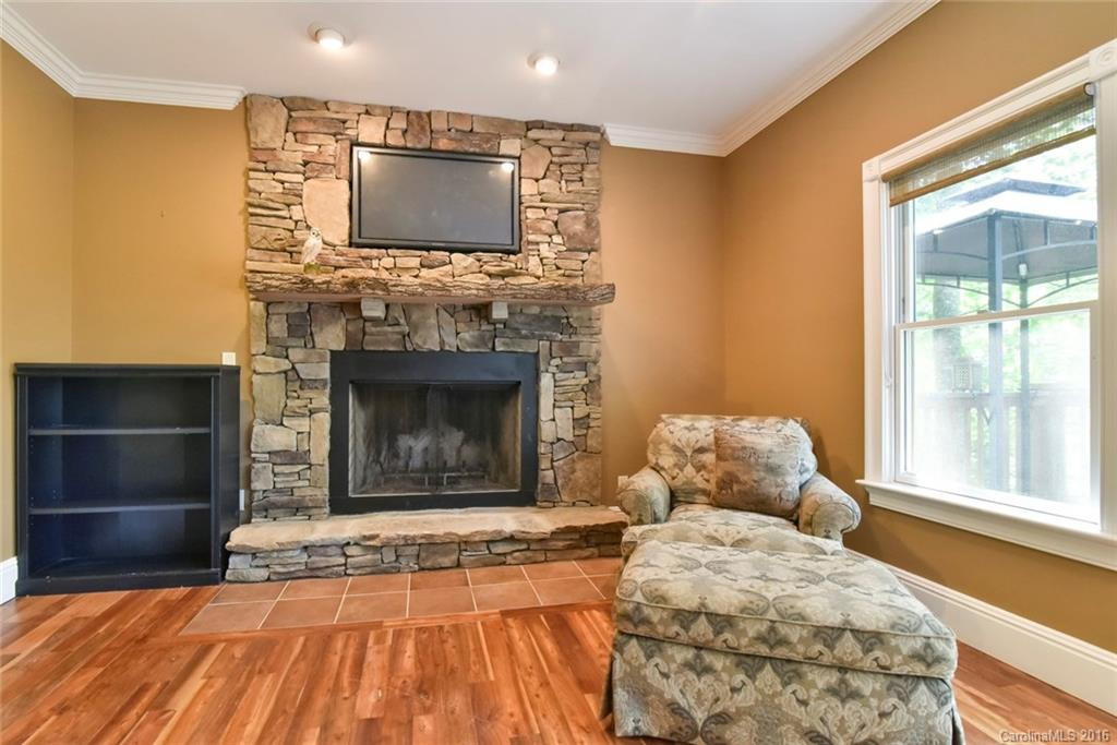 411 Canonero Drive - Photo 7