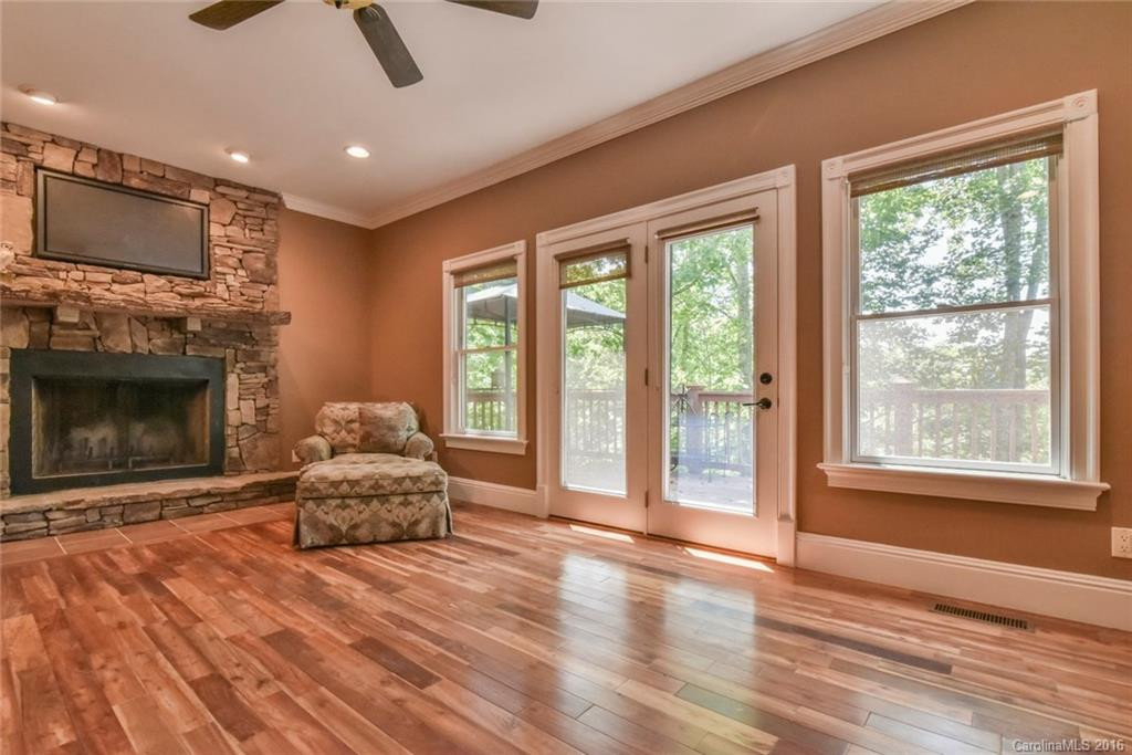 411 Canonero Drive - Photo 8
