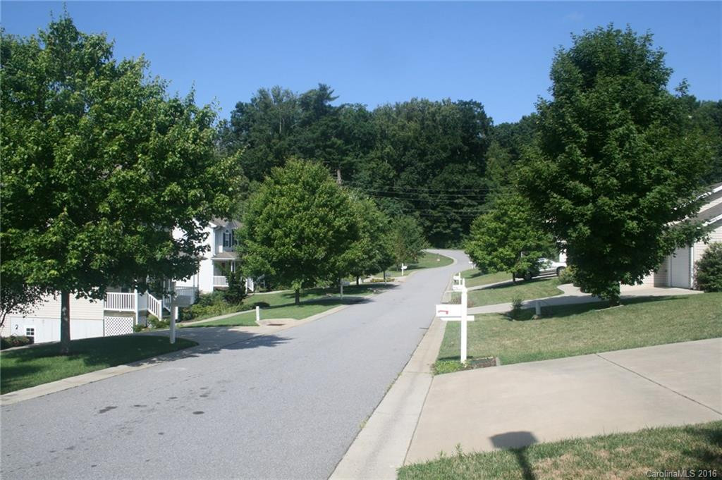 20 Ridgeland Lane #4 - Photo 2