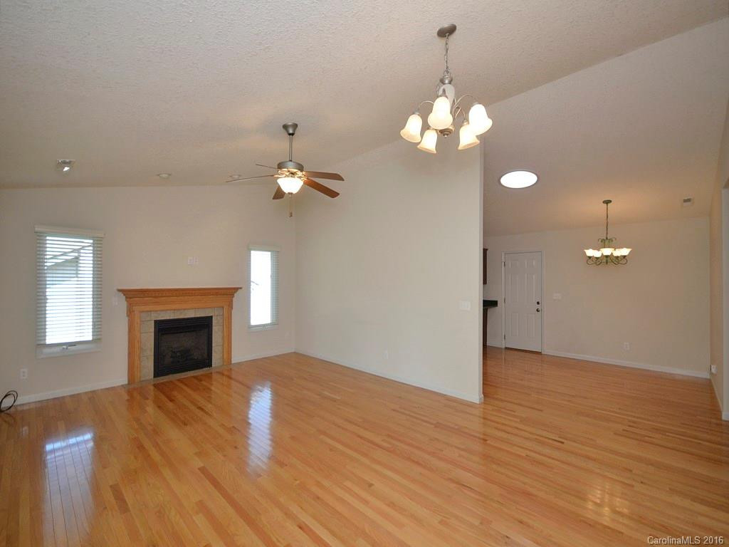 424 Kyfields Street - Photo 3