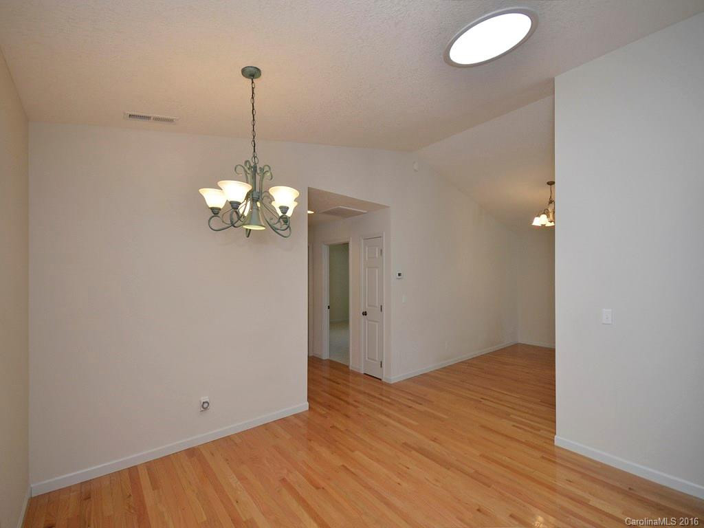 424 Kyfields Street - Photo 4