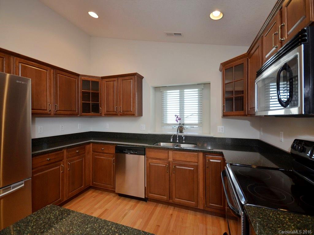 424 Kyfields Street - Photo 6