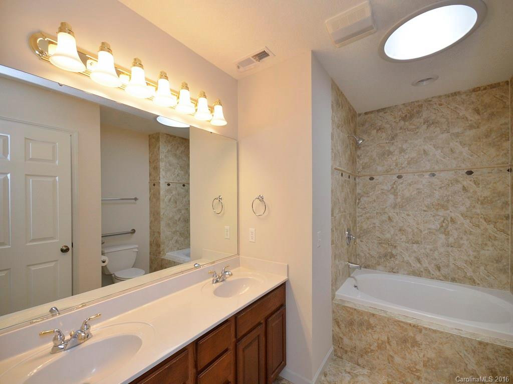 424 Kyfields Street - Photo 10