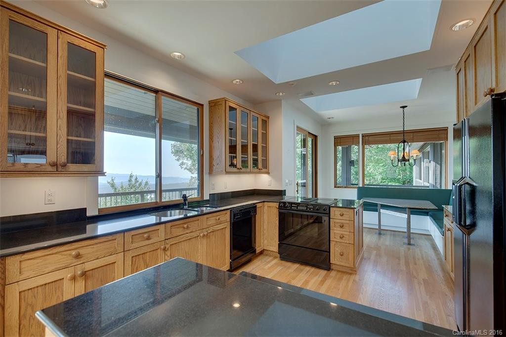 5 Toxaway Lane #15 - Photo 4