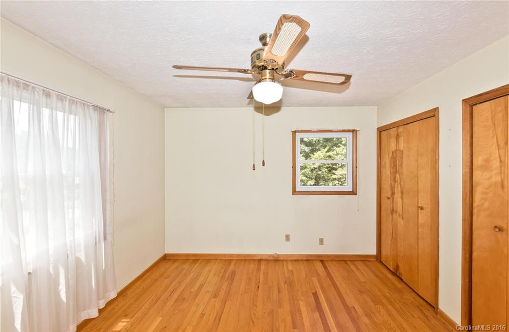 6 Holly Hill Court #12 - Photo 17