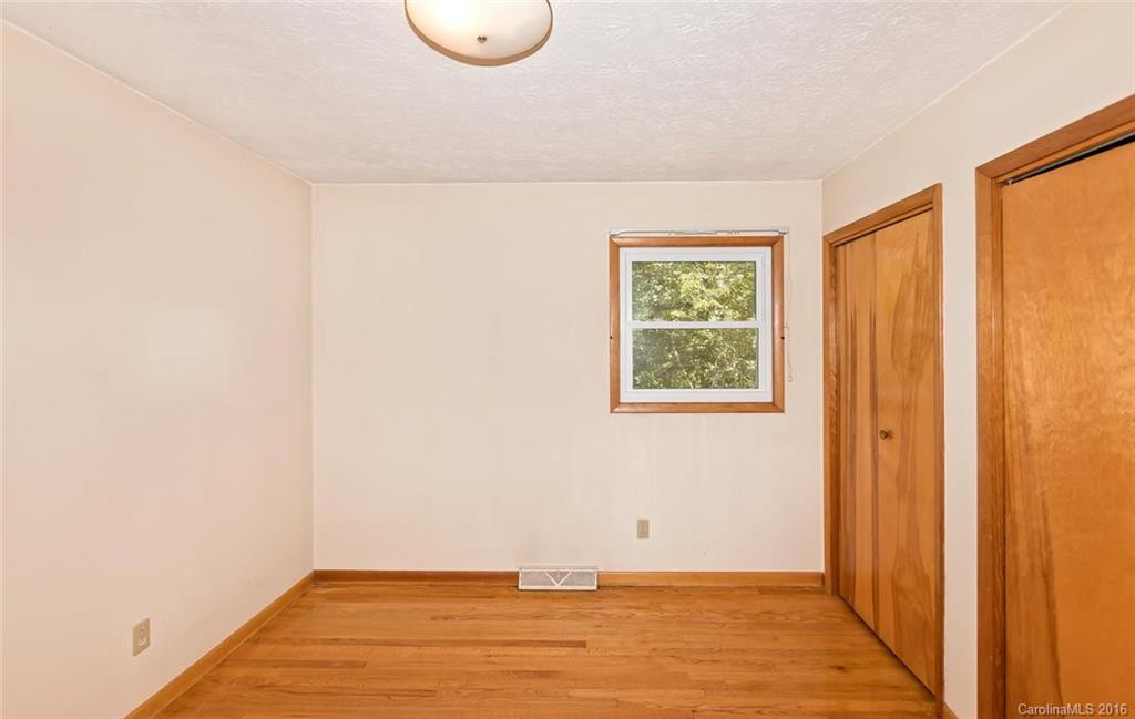 6 Holly Hill Court #12 - Photo 18
