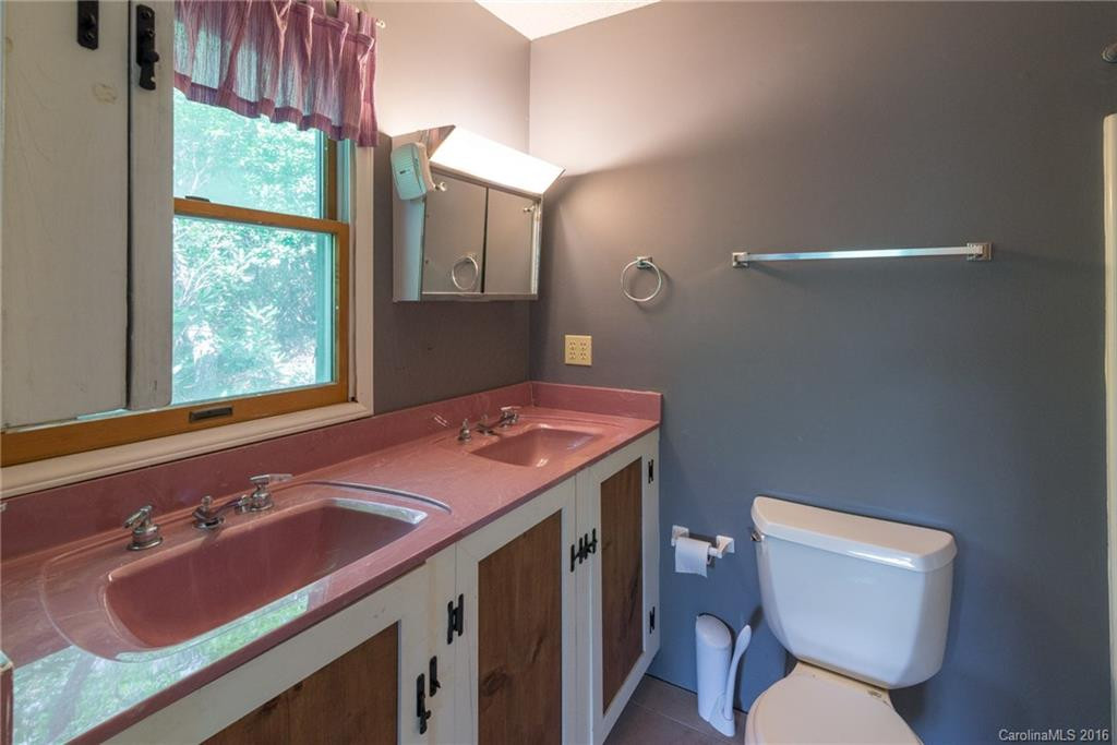207 Hanover Terrace - Photo 14