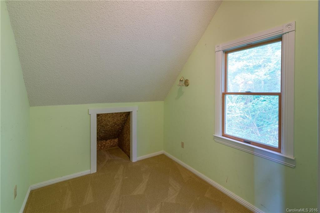 207 Hanover Terrace - Photo 17