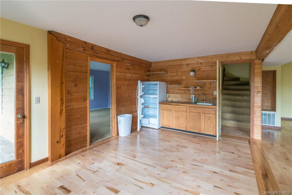 207 Hanover Terrace - Photo 6
