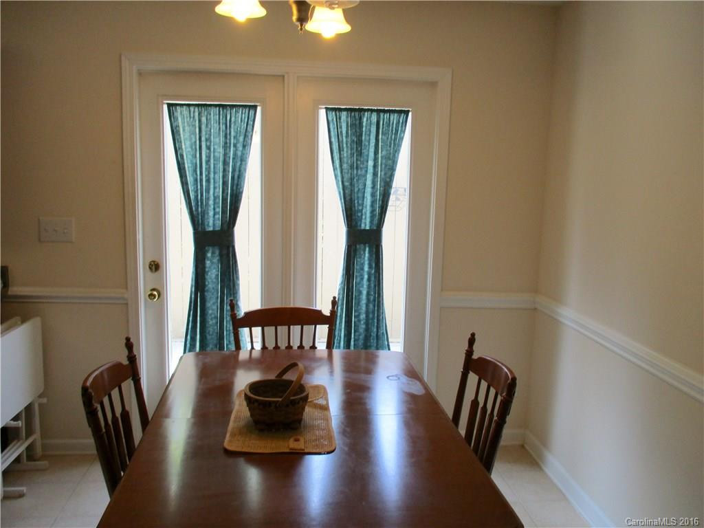 86 Old Salem Court #24D - Photo 4