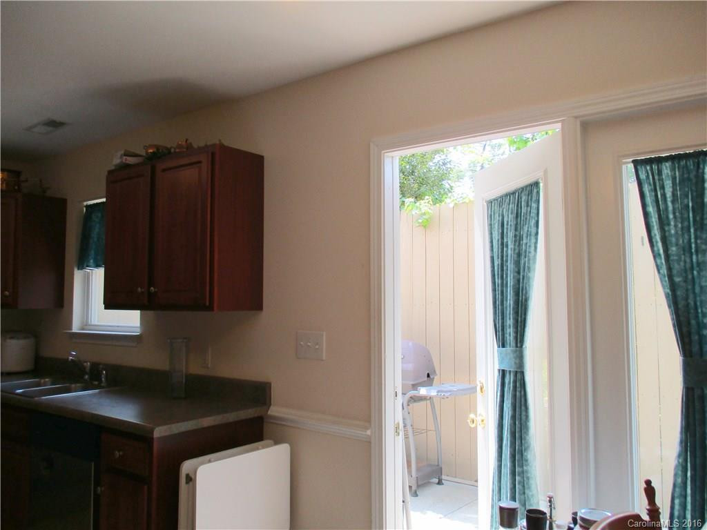 86 Old Salem Court #24D - Photo 7