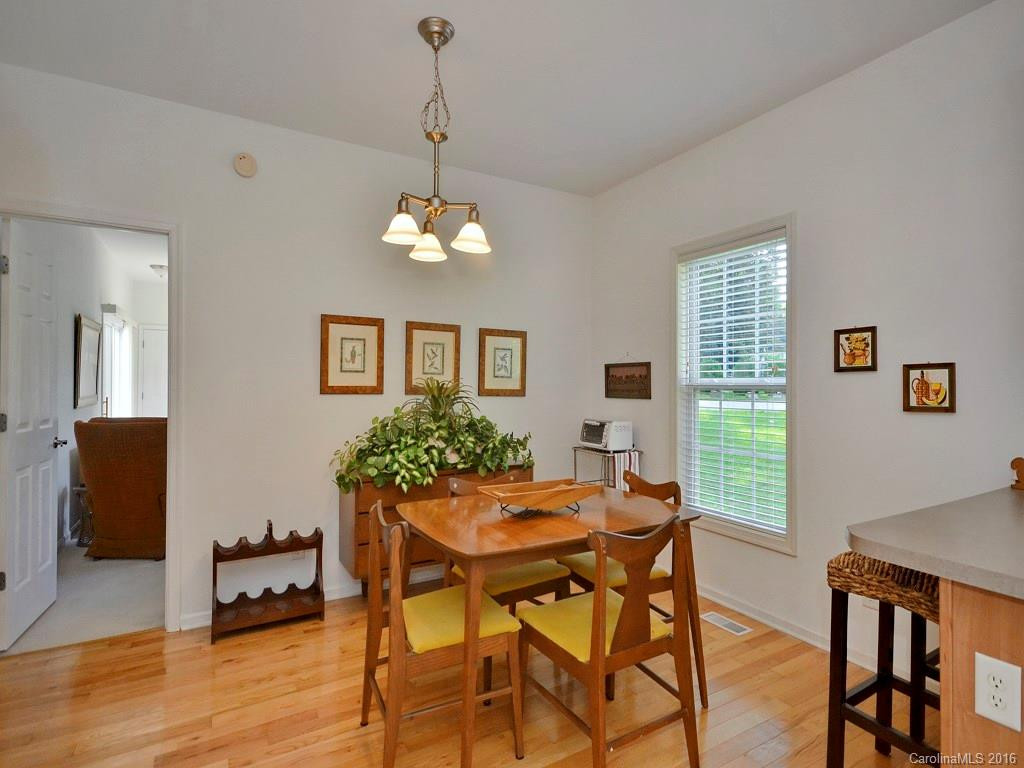 6 Founders Way - Photo 6