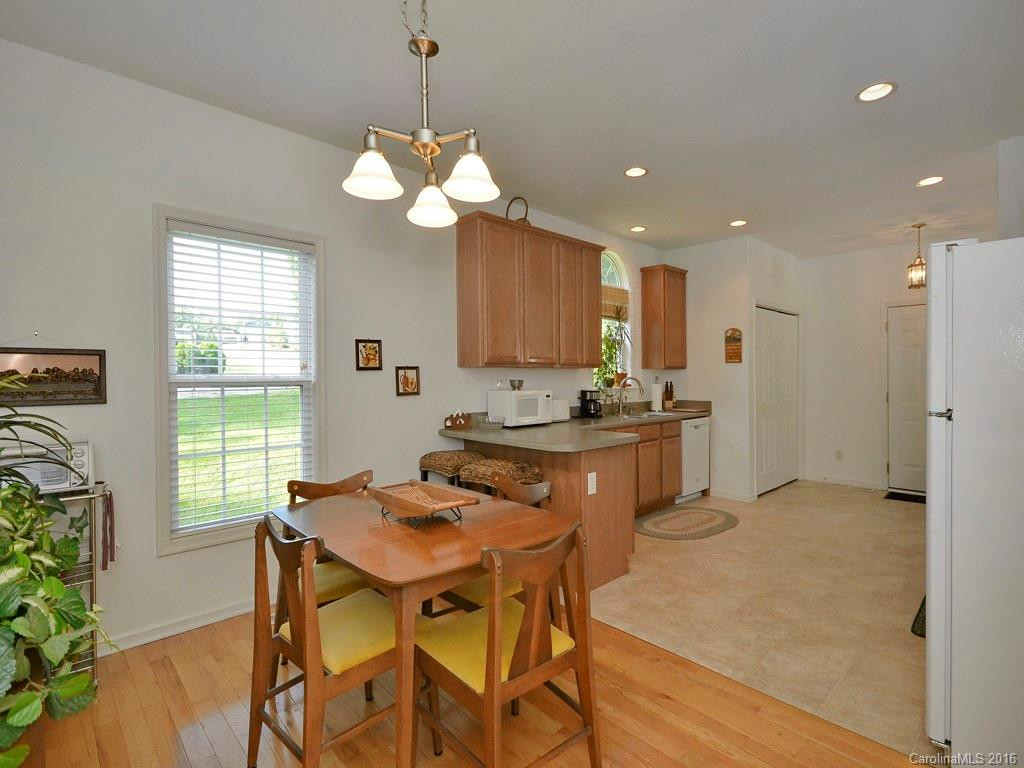 6 Founders Way - Photo 7