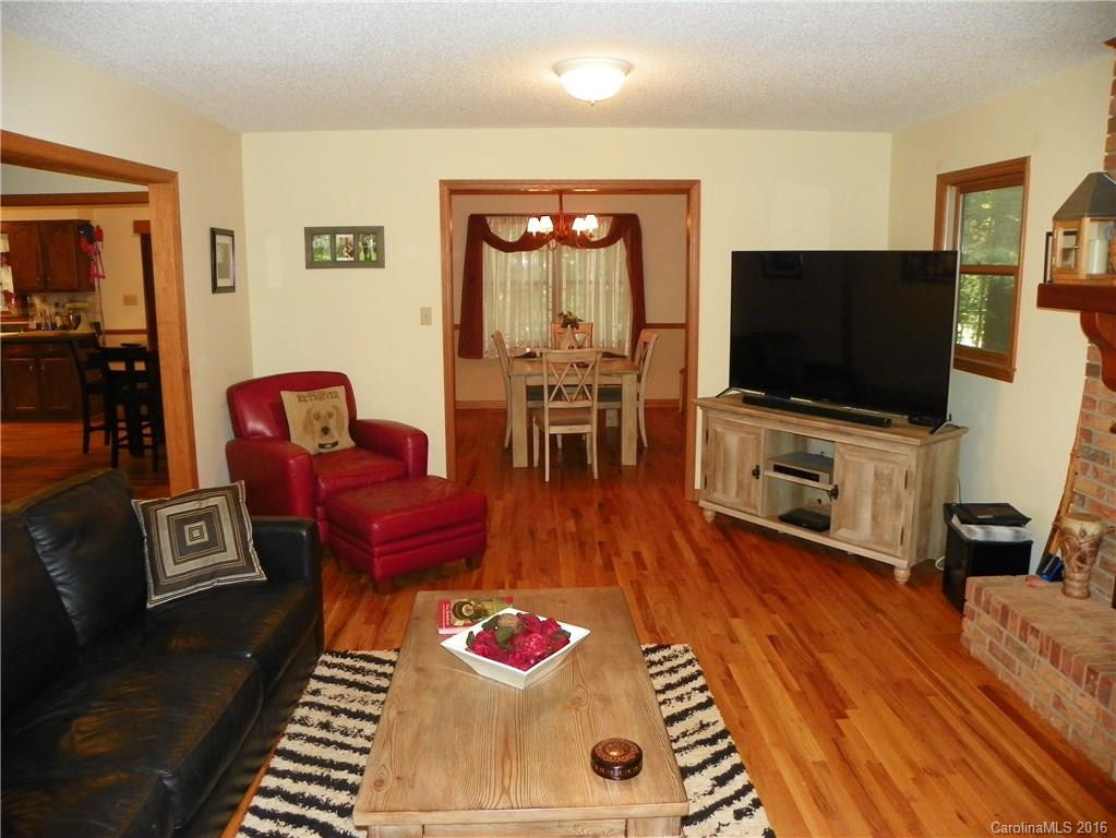14 Tree Top Drive - Photo 4