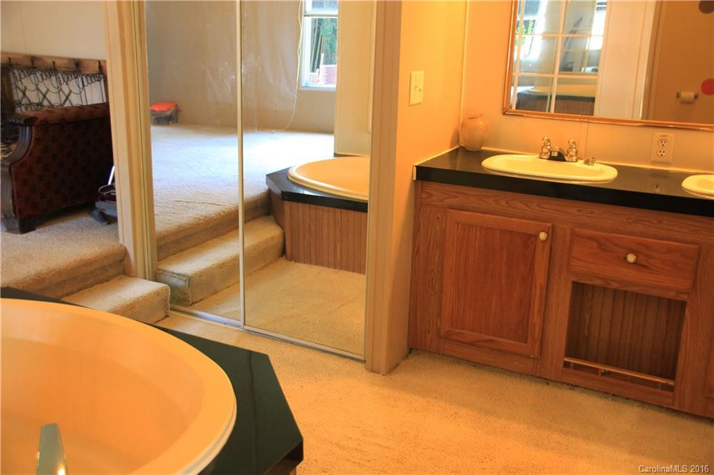 79 Ingle Road - Photo 11