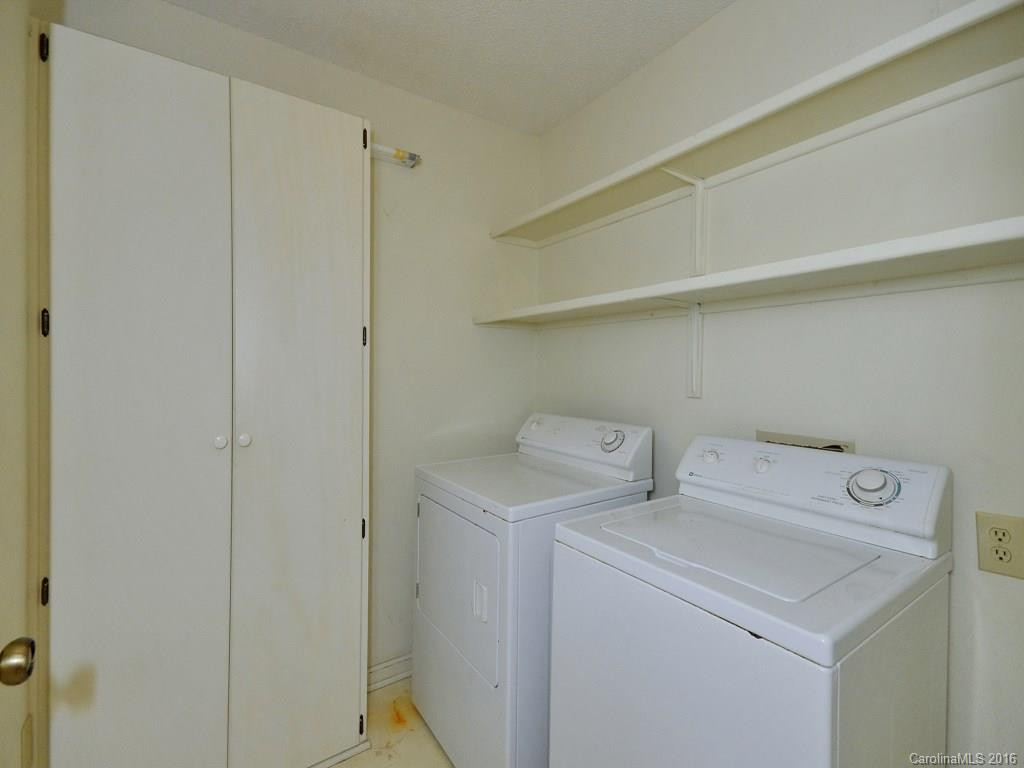 370 Duck Pond Lane - Photo 16