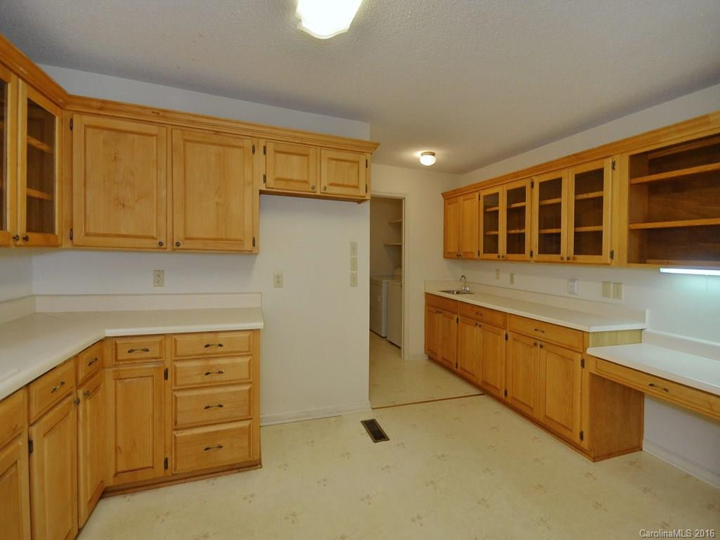 370 Duck Pond Lane - Photo 6