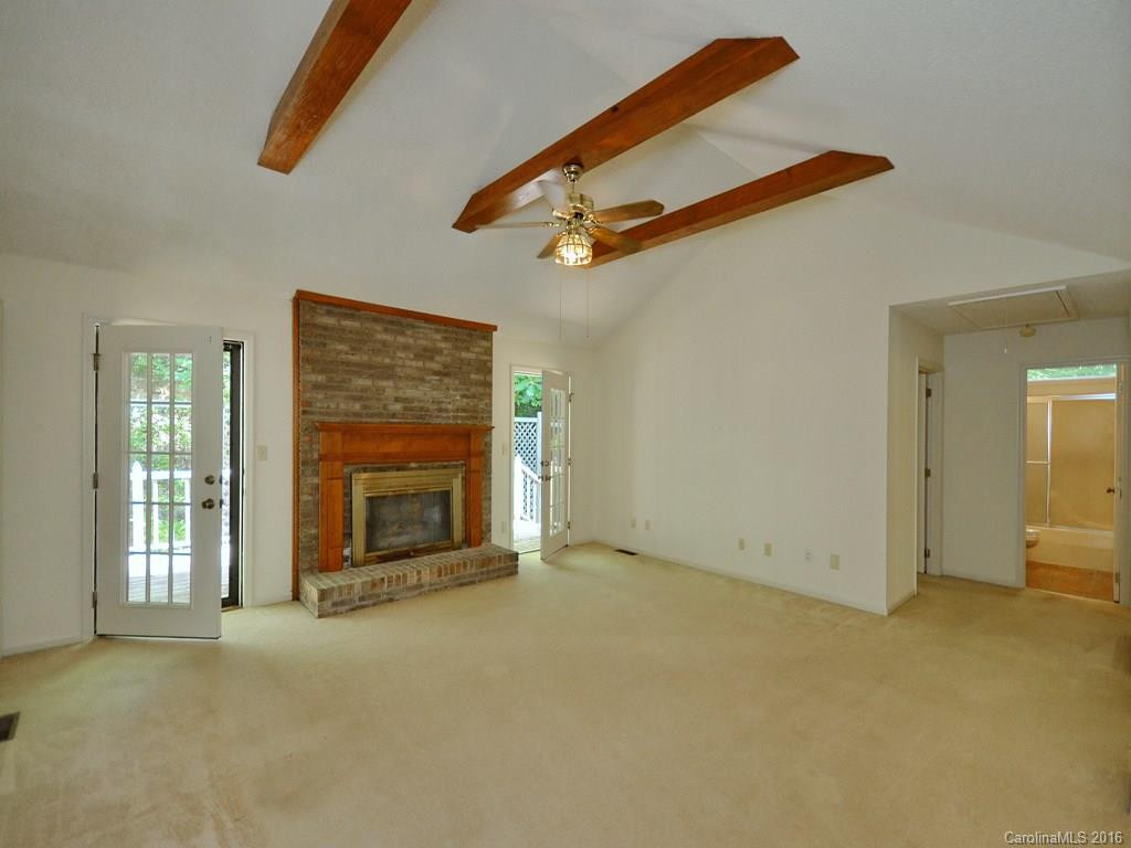 370 Duck Pond Lane - Photo 8
