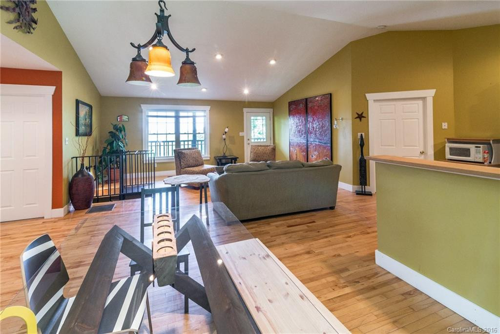 123 Rock Branch Road - Photo 5