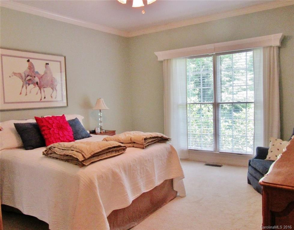 27 Mountain Lake Drive #8 - Photo 12