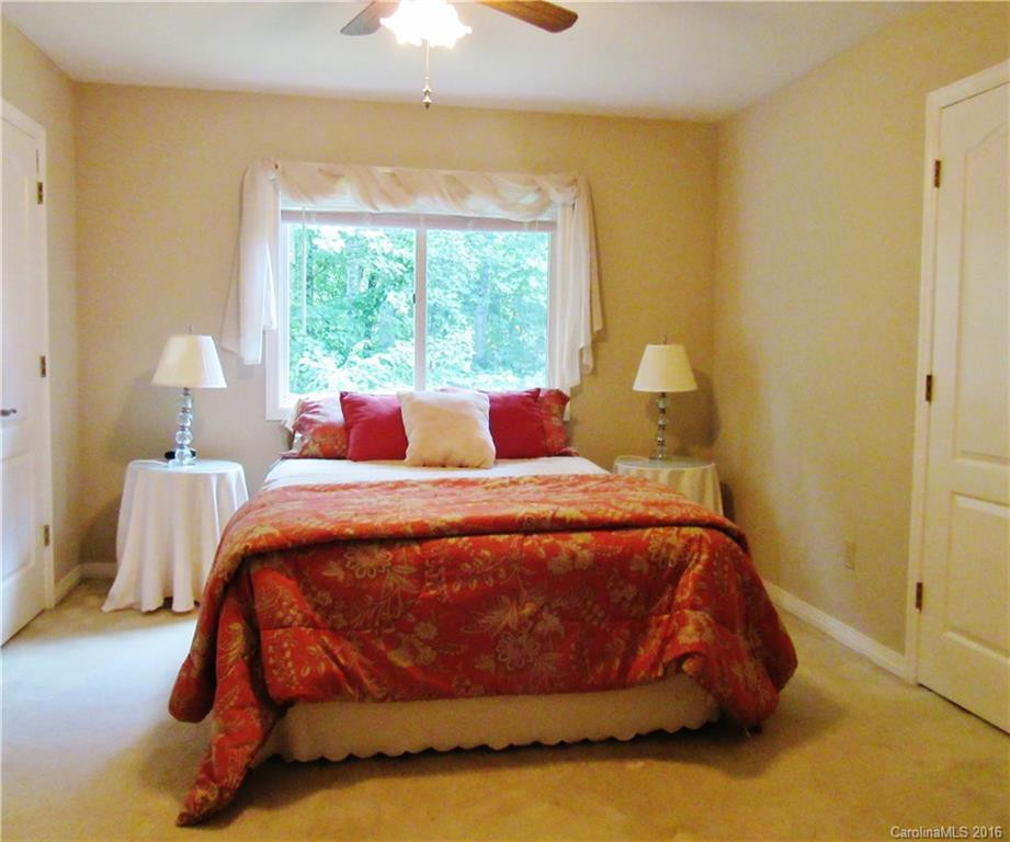 27 Mountain Lake Drive #8 - Photo 17
