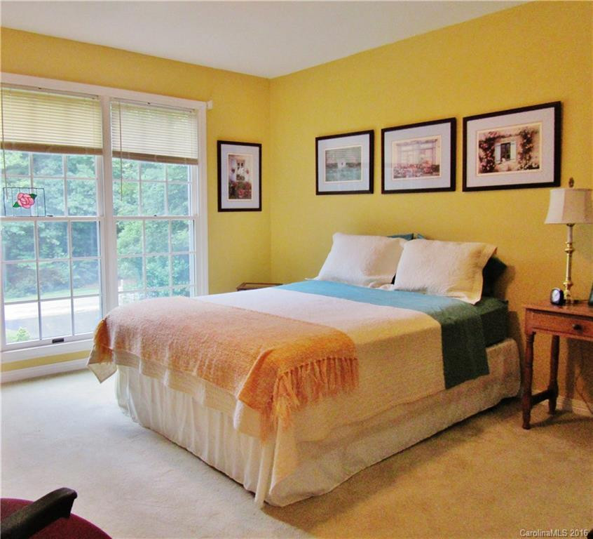 27 Mountain Lake Drive #8 - Photo 19