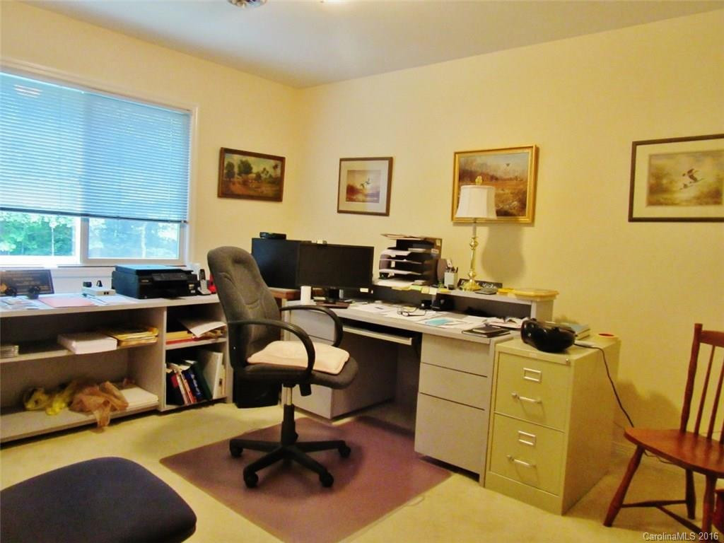 27 Mountain Lake Drive #8 - Photo 20