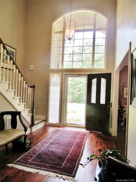 27 Mountain Lake Drive #8 - Photo 4