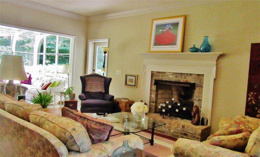 27 Mountain Lake Drive #8 - Photo 6