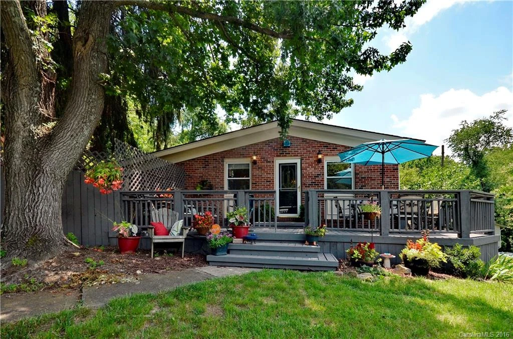 18 Tanglewood Drive